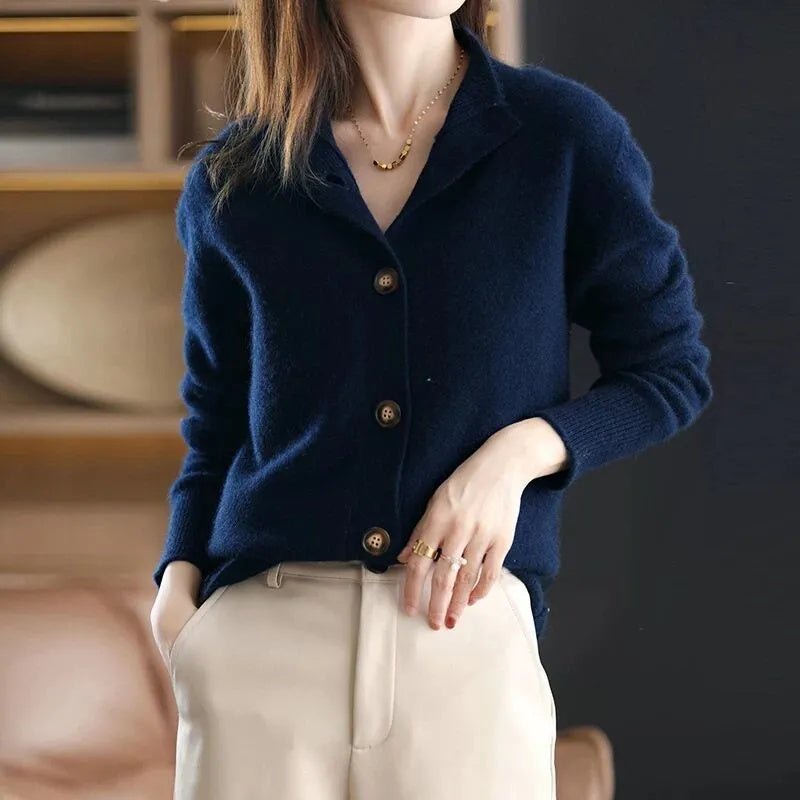 Arlina | Elegancki kardigan z wełny merino